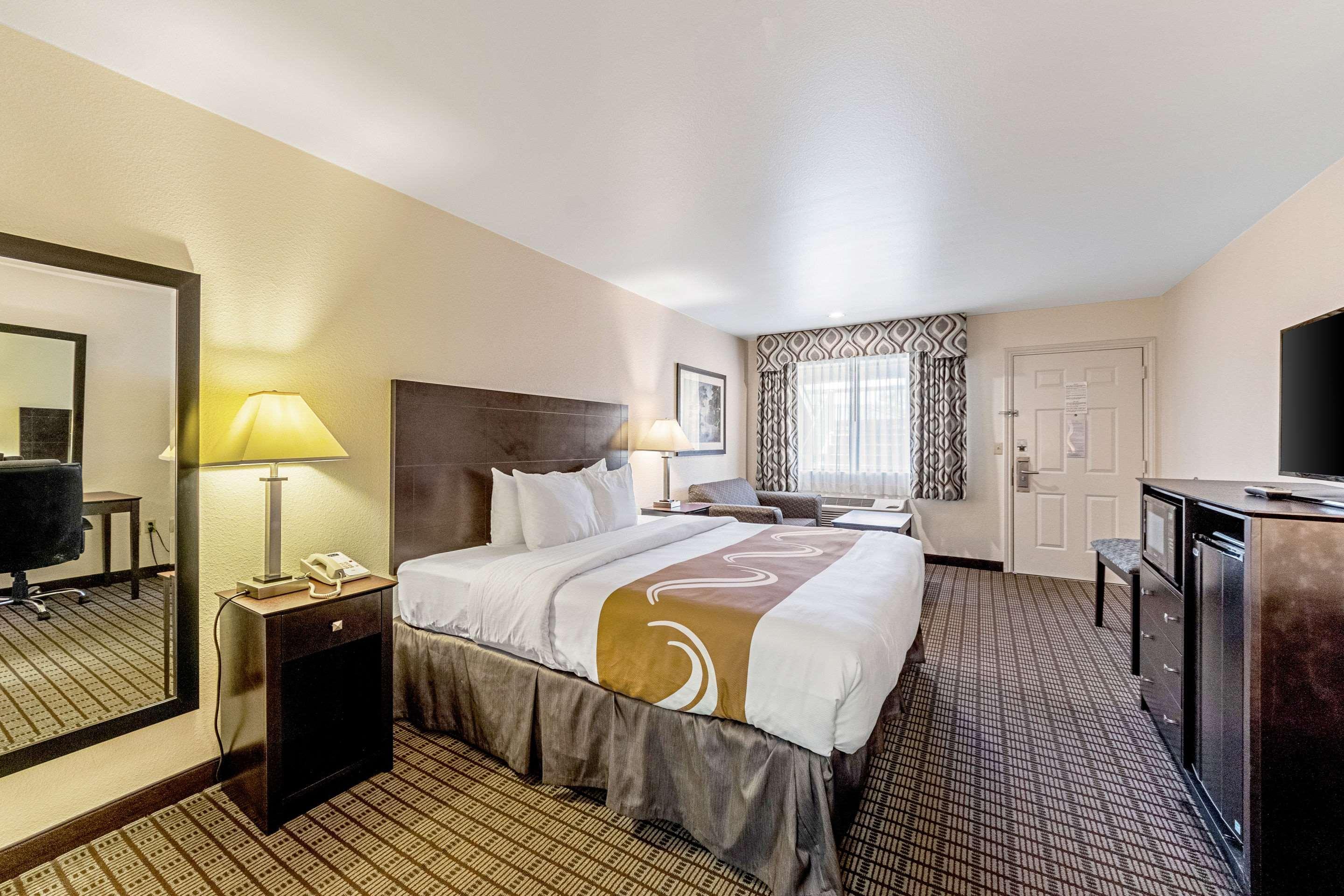 Quality Inn Three Rivers Екстериор снимка
