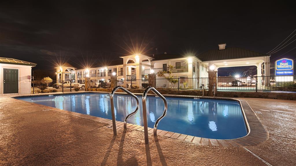 Quality Inn Three Rivers Екстериор снимка