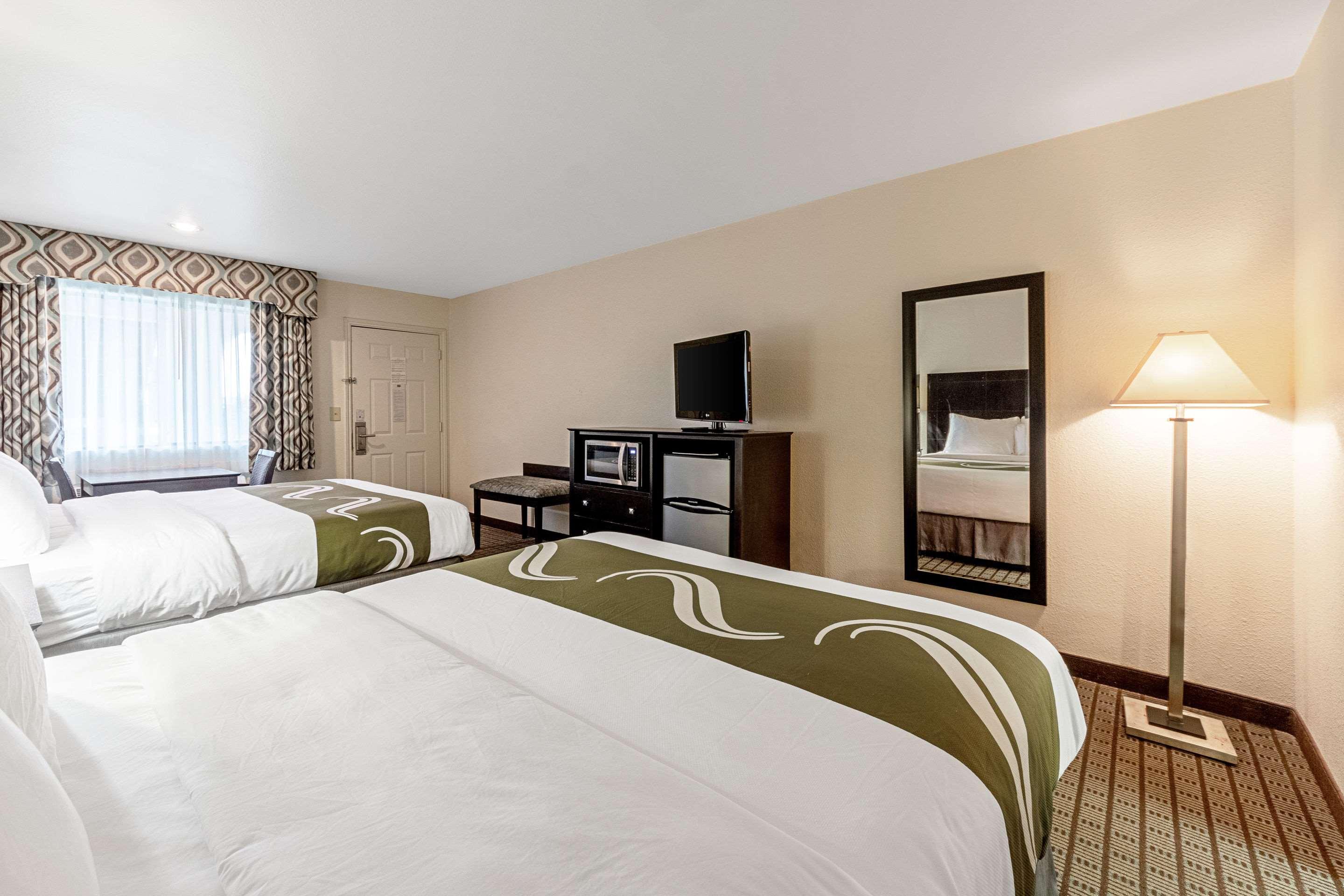Quality Inn Three Rivers Екстериор снимка