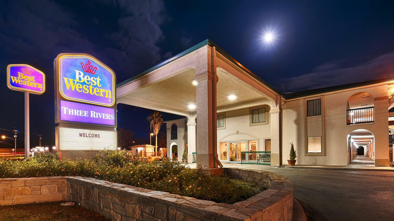 Quality Inn Three Rivers Екстериор снимка
